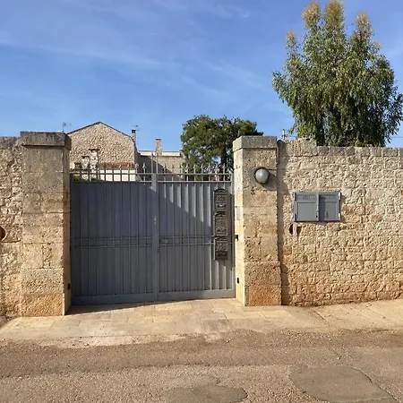 Masseria San Pietro *